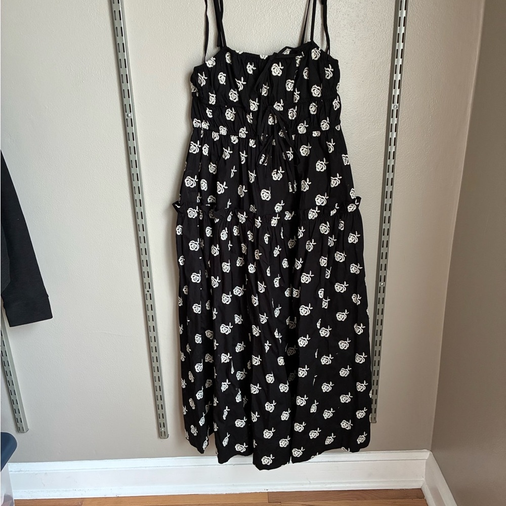 En Saison Adreana Midi Black and White Floral Dress